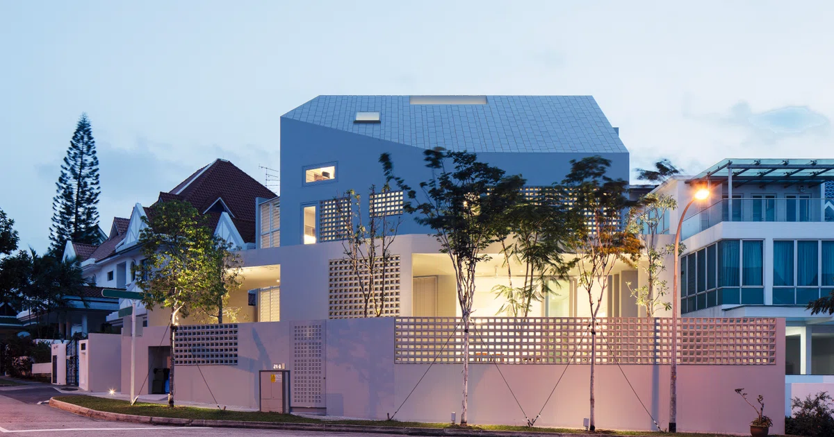 Design challenge: A house on a triangular plot and a tight budget - The ...
