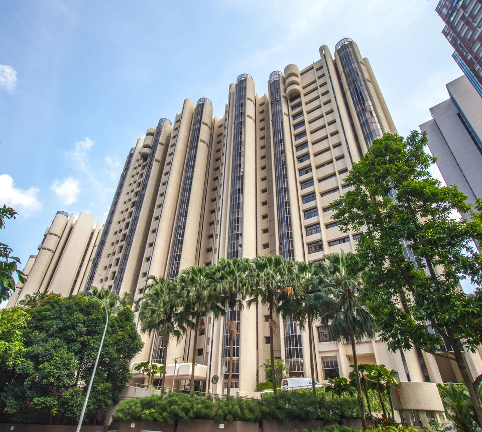Horizon Towers, which was relaunched for collective sale for the second time in February at an unchanged reserve price of S$1.1 billion, closed its tender on Mar 30 with no bids. 