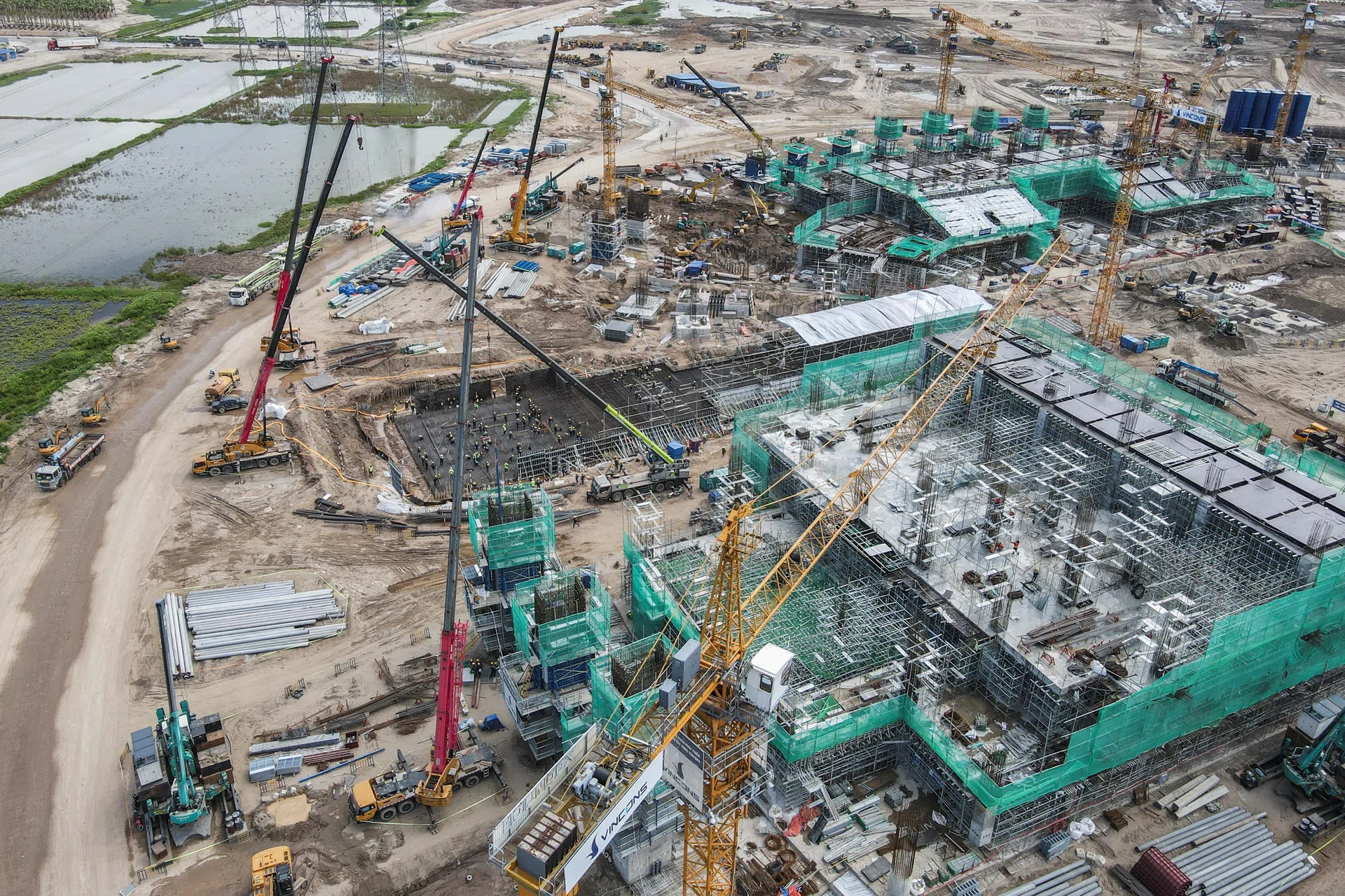 VinFast steps into real estate with stake in massive Hanoi project