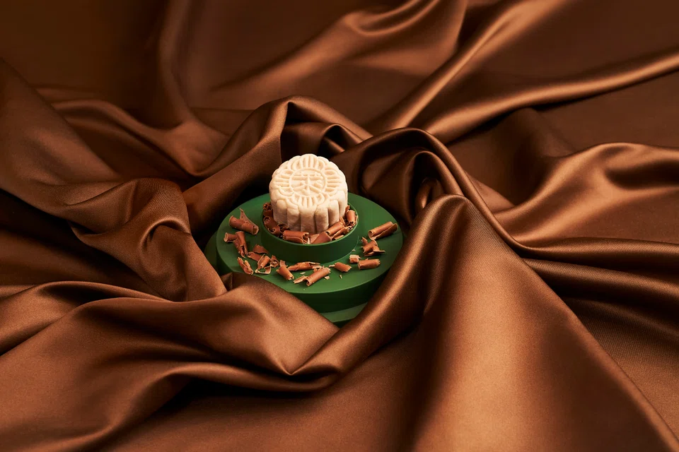 Baileys Chocolate Truffle Snow-Skin Mooncake.