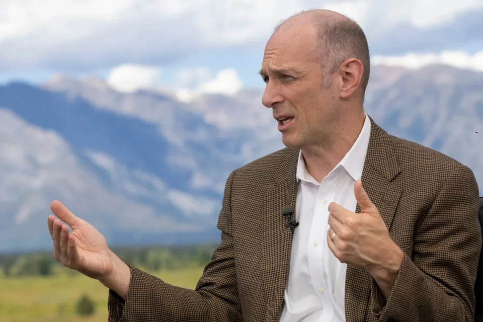 Federal Reserve Bank of Chicago President Austan Goolsbee said that the overall trend over the past 12 to 18 months clearly shows inflation has decreased significantly, and the job market has cooled to a level that is close to what is considered full employment.