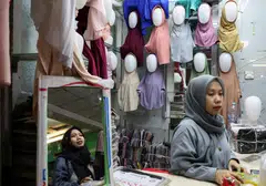As the influence of Eid al-Fitr gradually diminishes, economists foresee Indonesia’s inflationary pressures continuing their downward trajectory in the months ahead.