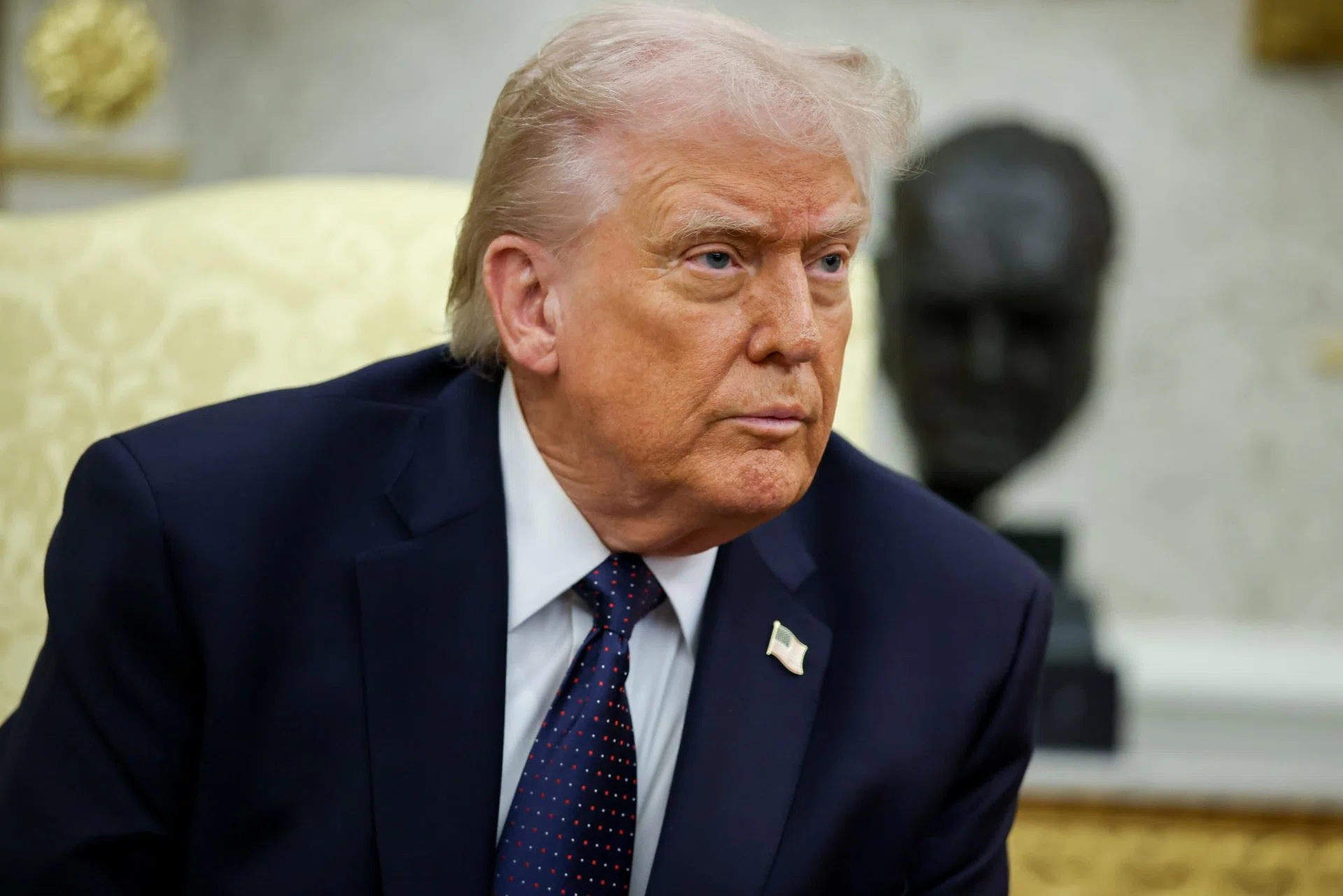 Trump escalates confrontation with banks over crypto agenda