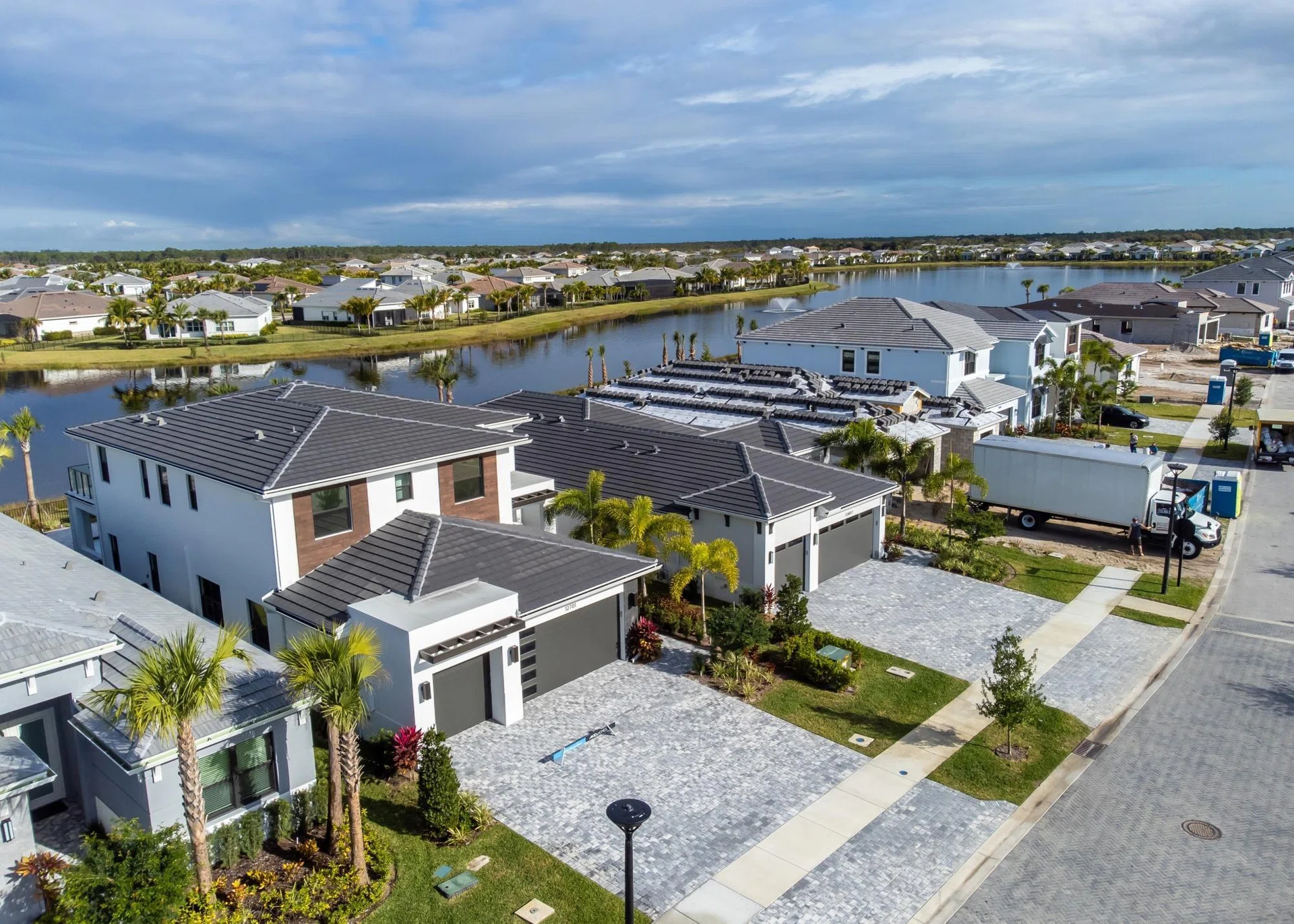 US homebuilder sentiment dips to five-month low on affordability