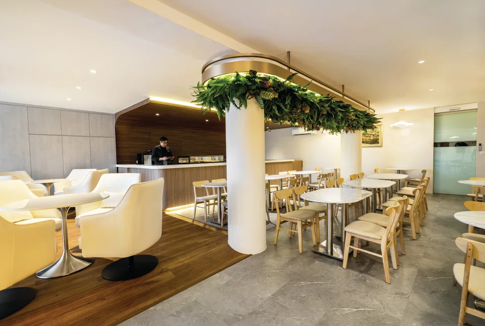 BYD by 1826, a new restaurant in Boat Quay which is also a dealer for BYD electric cars. 