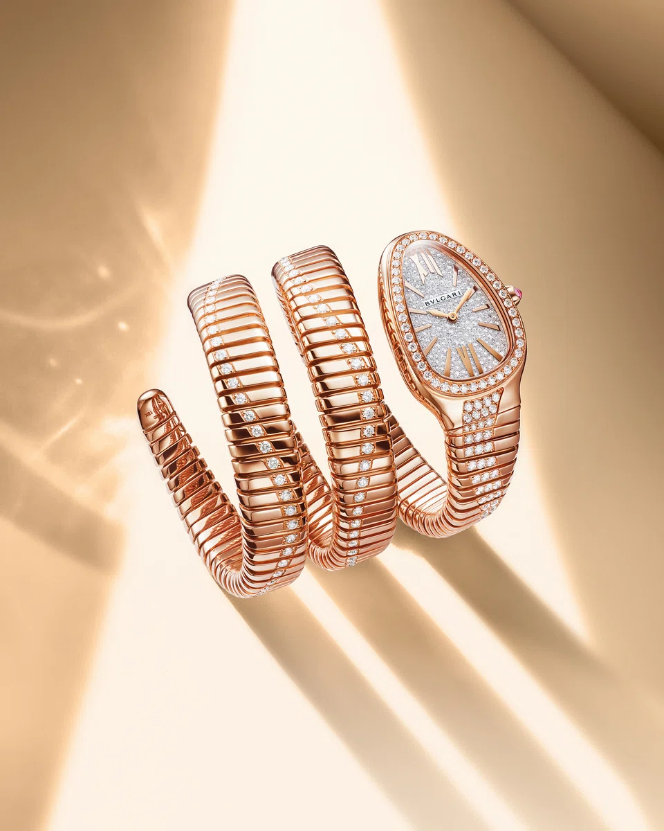 The iconic Serpenti is now renewed with a new modular construction.