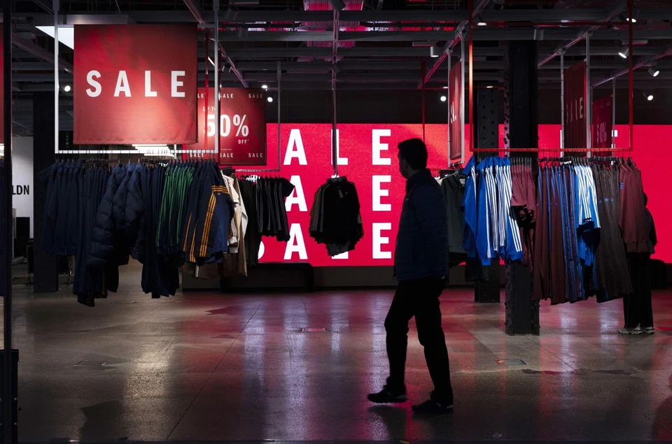 The caution of consumers – who make up about two-thirds of the economy – comes despite growing real incomes and easing borrowing costs. 