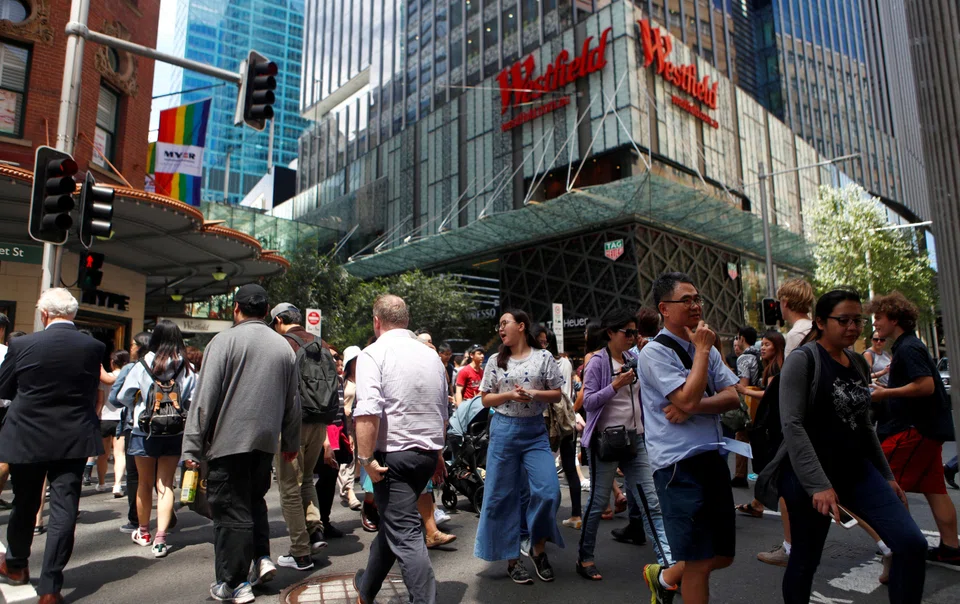 The Westpac-Melbourne Institute index of consumer sentiment fell 2.0 per cent in December, unwinding a little of the sharp gains seen over the previous two months.