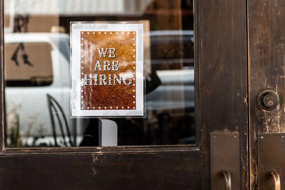 The largest declines in vacancies were in business services, healthcare and social assistance, and transportation, warehousing and utilities. 