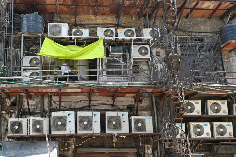 Air-conditioning is already responsible for the emission of approximately one billion metric tons of carbon dioxide per year, according to the IEA, out of a total of 37 billion emitted worldwide.