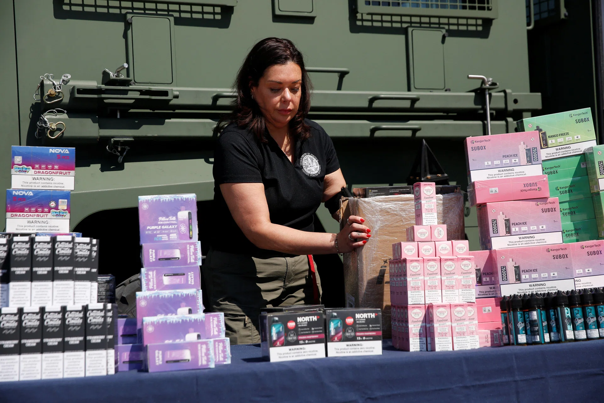 US FDA, border agency seize US.5 million worth of unauthorised e-cigarettes