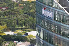 Keppel Reit has raised S$113 million through a placement of nearly 115 million new units priced at S$0.983 each to part fund its latest acquisition.