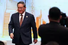 Li says that China will work with other countries to promote stable and unimpeded global industrial and supply chains.