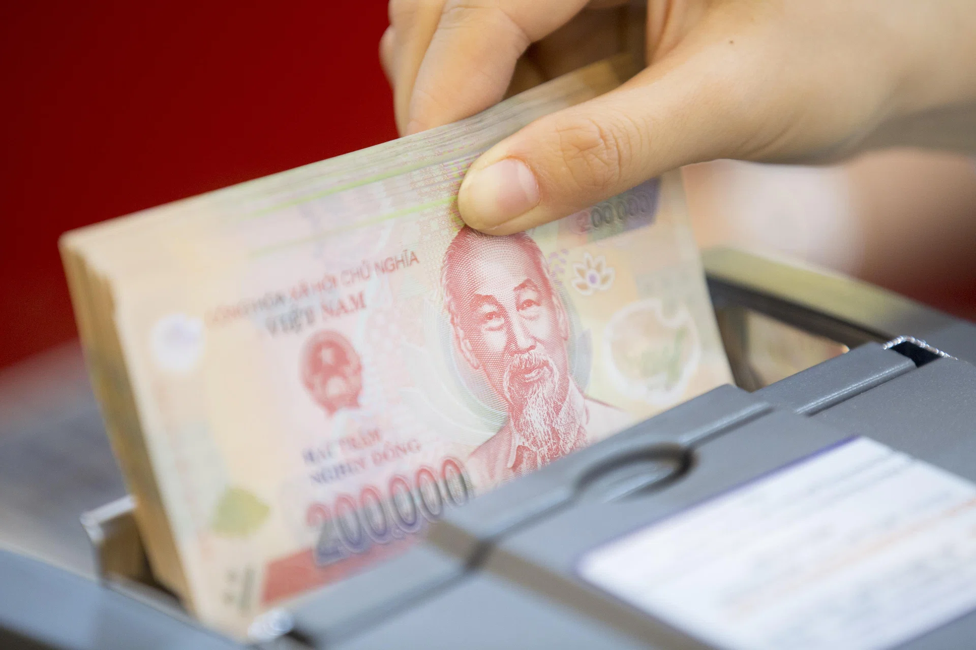 Vietnam loosens bank safeguards to spur growth, stoking prudential concerns
