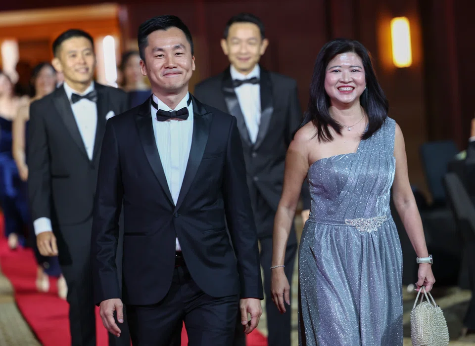 The awards finalists marching in. In front are HeyHi’s Glenn Low, COO & co-founder (left), and Liu Yueh Mei, CEO & co-founder. Behind them are the directors from Kskin Management, Brian Ng (left), and Samuel Pei.