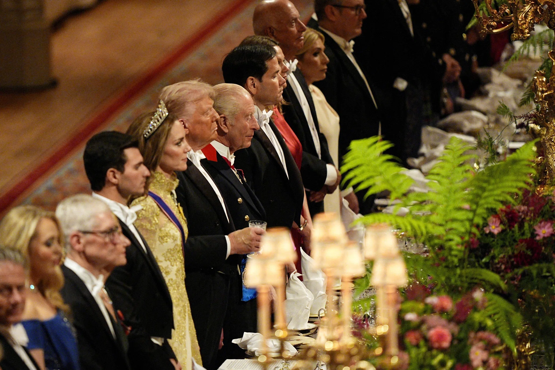 Trump gets lavish UK banquet – and an awkward guest - The Business Times