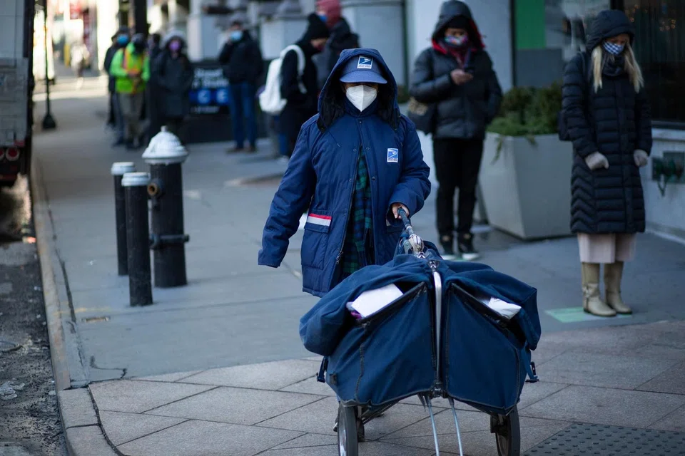 US mail delivery still facing 'unacceptable delays', group of senators ...