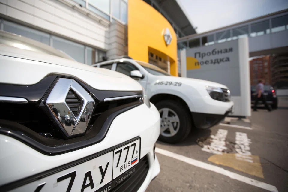 The French automaker was forced to pull out of Russia because of the war in Ukraine, transferring its plant near Moscow and its AvtoVaz venture for a symbolic sum. 