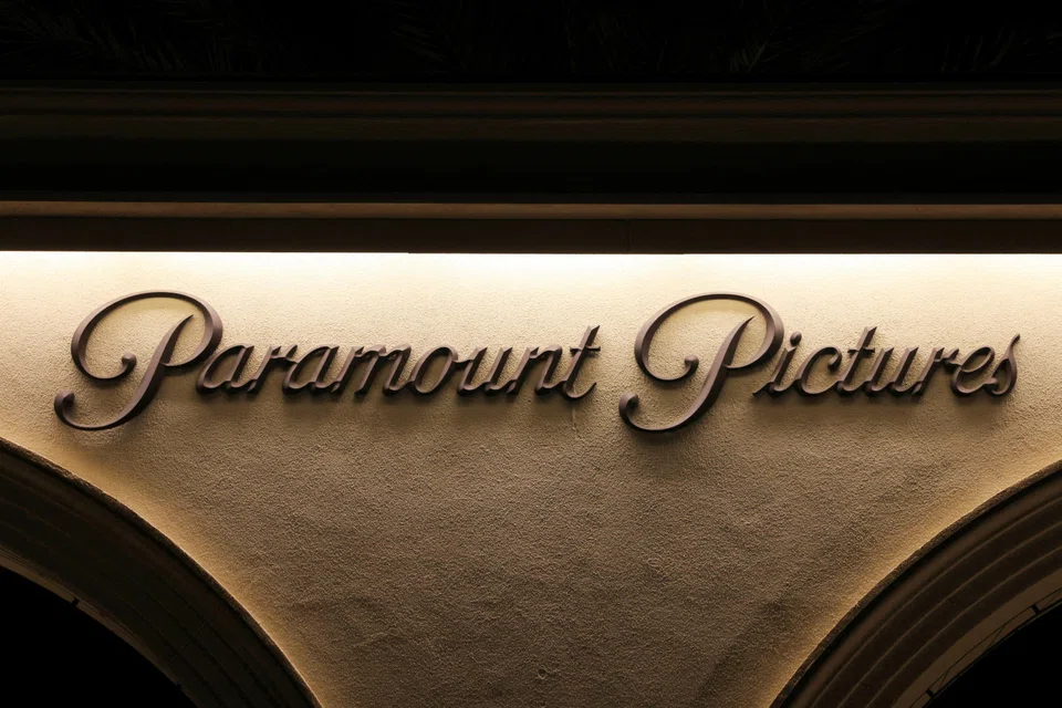 Sony Pictures Entertainment would hold a majority stake in the venture, and operate Paramount.