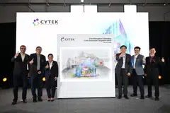 Cytek CEO Jiang Wenbin (third from right) says the company will continue to focus on expanding its facility and investments in Singapore to drive its Asia-Pacific growth.