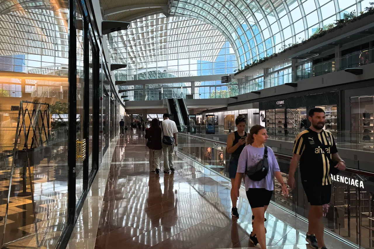 Die Einzelhandelsumsätze in Singapur stiegen im März um 2,7 % und verlängerten damit das Wachstum