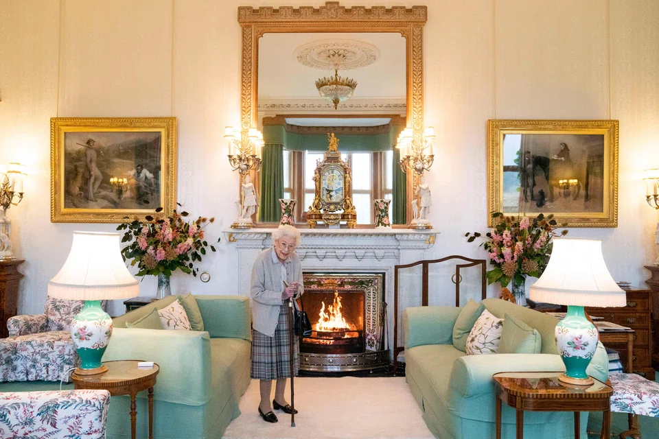 Britain's Queen Elizabeth II waits to meet with new Conservative Party leader and Britain's Prime Minister-elect Liz Truss at Balmoral Castle in Ballater, Scotland, Sept 6, 2022. 