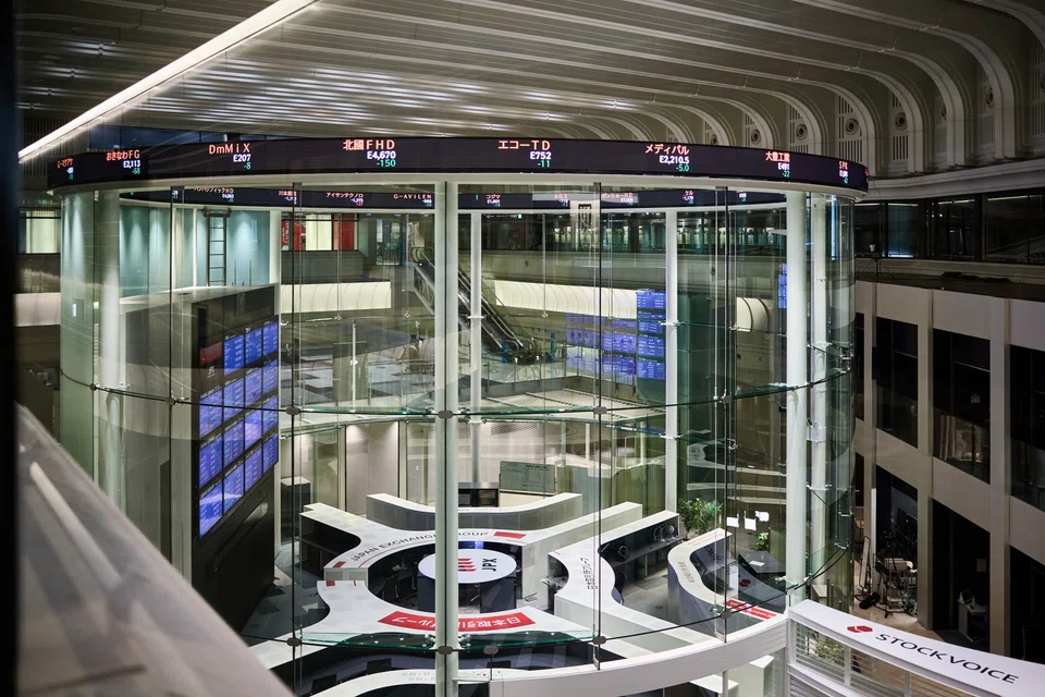 Listed Japanese companies have an average market cap of about US$2 billion, growing a mere 30% since 2000.