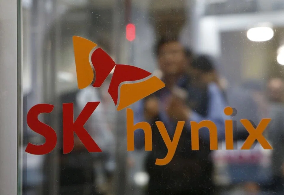South Korean rival SK Hynix has purchased Intel’s Nand flash memory chip manufacturing business in Dalian and produces Dram chips at another China-based facility.
