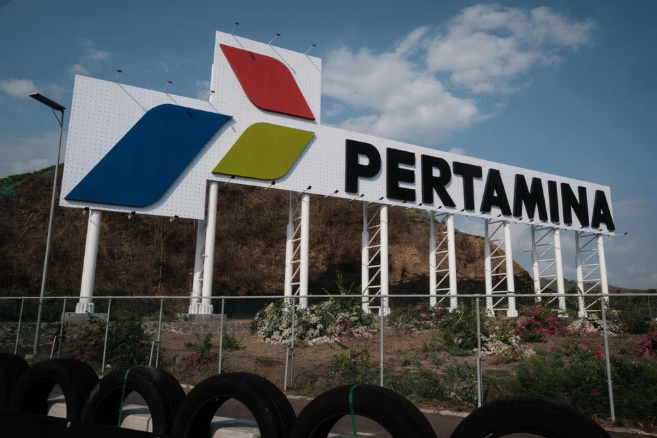 Pertamina International Shipping is trying to use cleaner fuels to reduce emissions, amid uncertainty over which alternative greener fuel shippers should bet on.