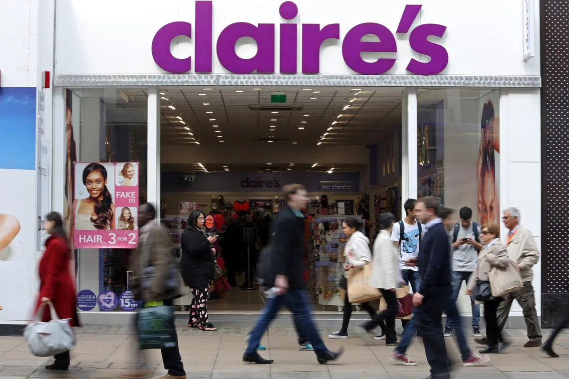 The results “signalled stronger growth momentum across the UK private sector economy.”