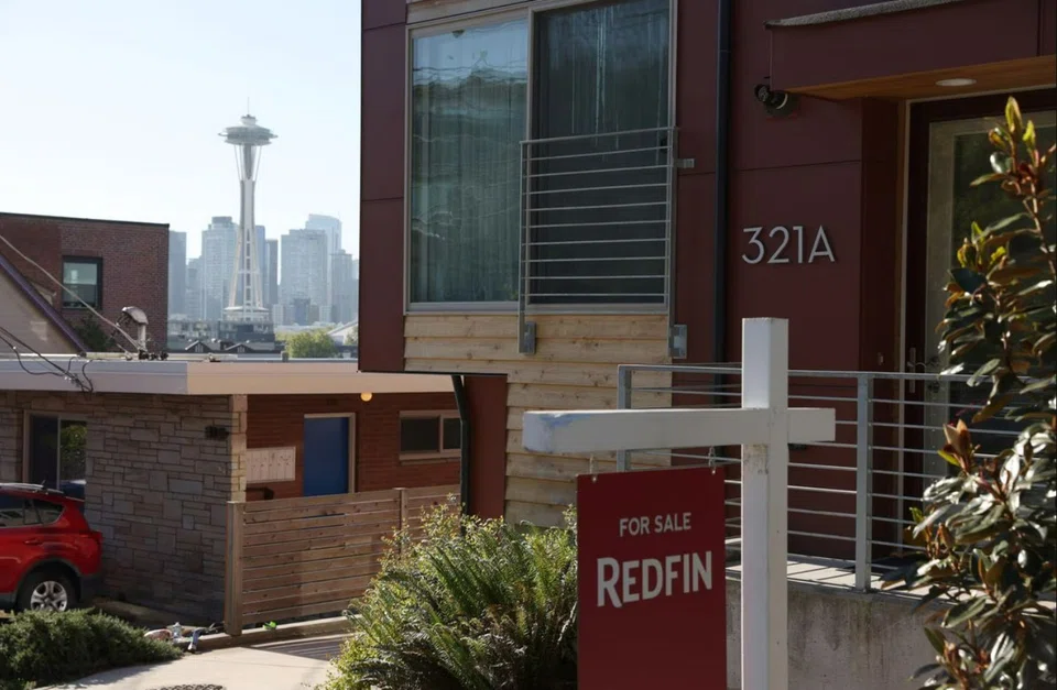 The National Association of Realtors (NAR) said on Friday (Jan 27) its Pending Home Sales Index, based on signed contracts, rose 2.5 per cent to 76.9 last month.