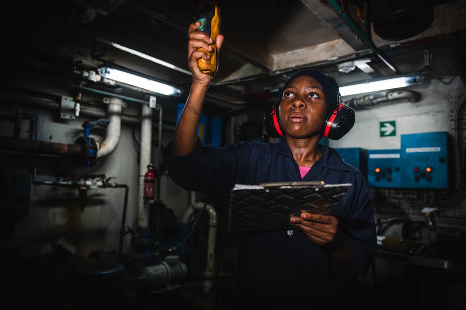 LRF funding will enable Sea Shepherd Global to develop future collaborations with groups such as Women in Marine Africa, Women in Marine East and South Africa, and the Female Seafarers Association of Nigeria.