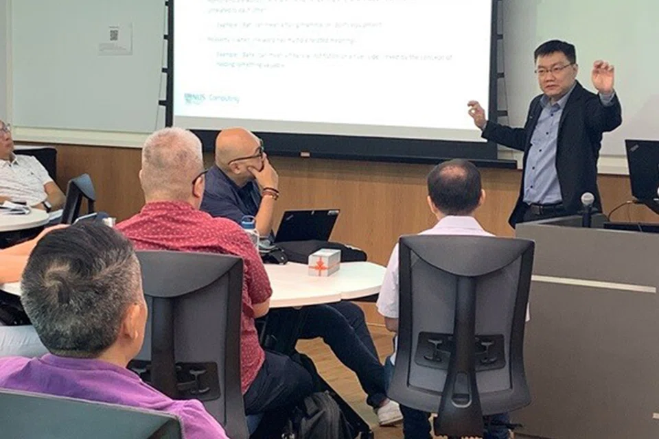 Led by the National University of Singapore’s faculty members with extensive industry experience in artificial intelligence (AI), the learning programme provided NEC with practical strategies for generative AI adoption through case studies and group discussions.