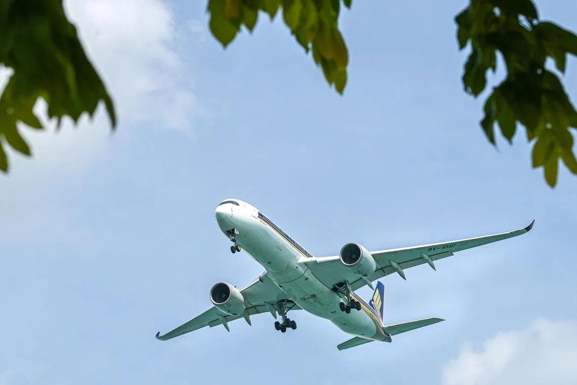 The Competition and Consumer Commission of Singapore (CCCS) has given conditional approval for Singapore Airlines and Lufthansa to widen their cooperation across more markets under an expanded joint venture. 