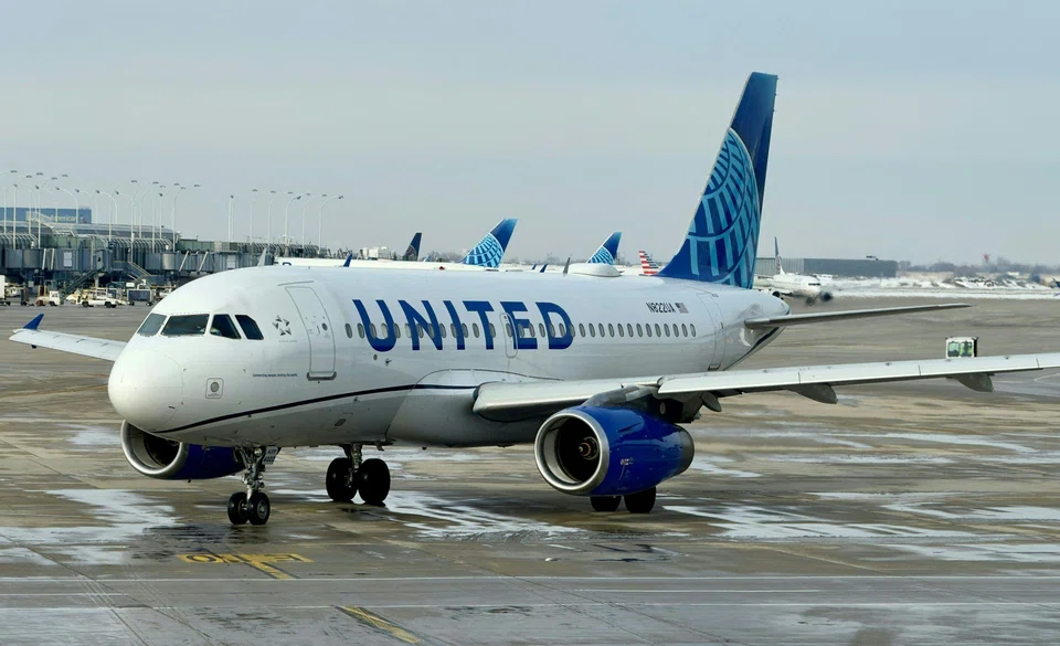 United said it expects an adjusted loss of between 35 and 85 cents per share in the first three months of 2024, citing the likely financial impact of its decision to ground its fleet of Boeing 737 MAX 9s.