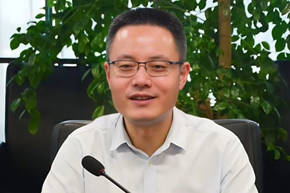 Zhu Huan, the 44-year-old director of the commerce bureau at the China-Singapore Suzhou Industrial Park, has been suspended as local graft busters investigate him for alleged misconduct.