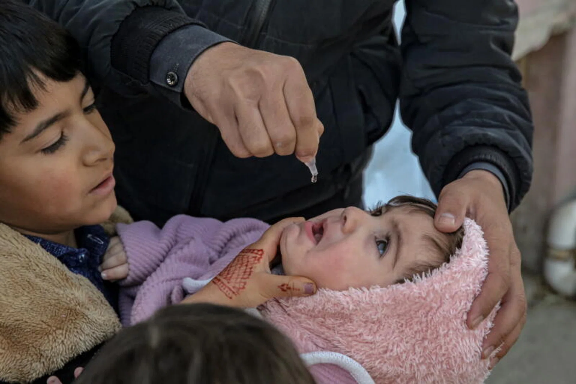 Global leaders commit US$1.9 billion to eradicate polio amid funding cuts