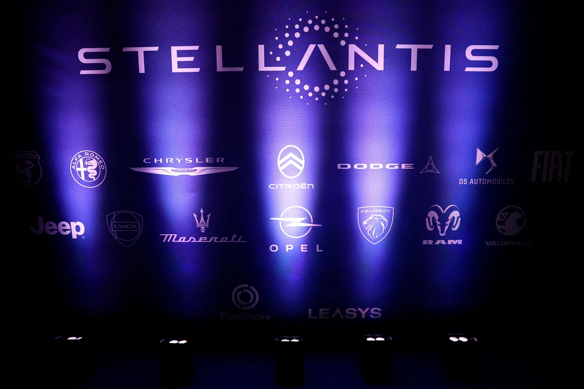 Stellantis scraps US plug-in hybrid sales, citing weak demand