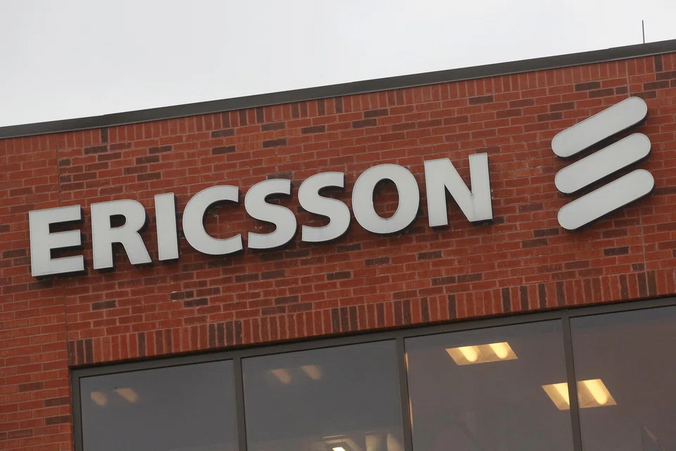 Ericsson reports an adjusted earnings before interest and taxes of 12.3 billion kronor for Q4 2025.