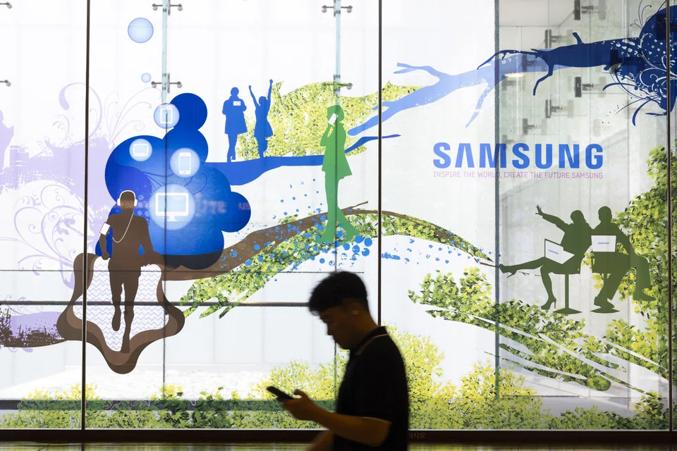 Samsung Electronics has long avoided the kind of ground-up turmoil that’s plagued many of Korea’s leading companies from Hyundai Motor to Ssangyong Motor. 