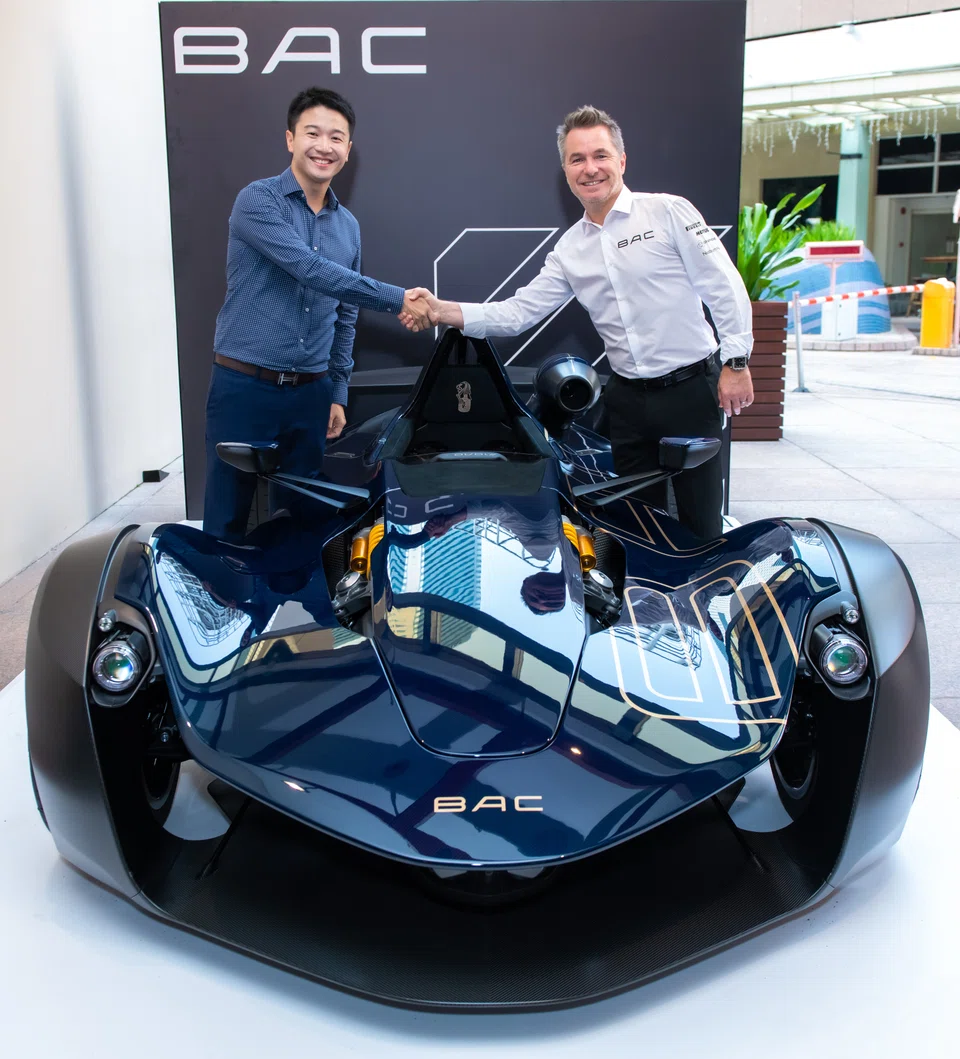 Douglas Ng of NB Auto (left) with the BAC Mono R and Neill Briggs (right), founding director of BAC