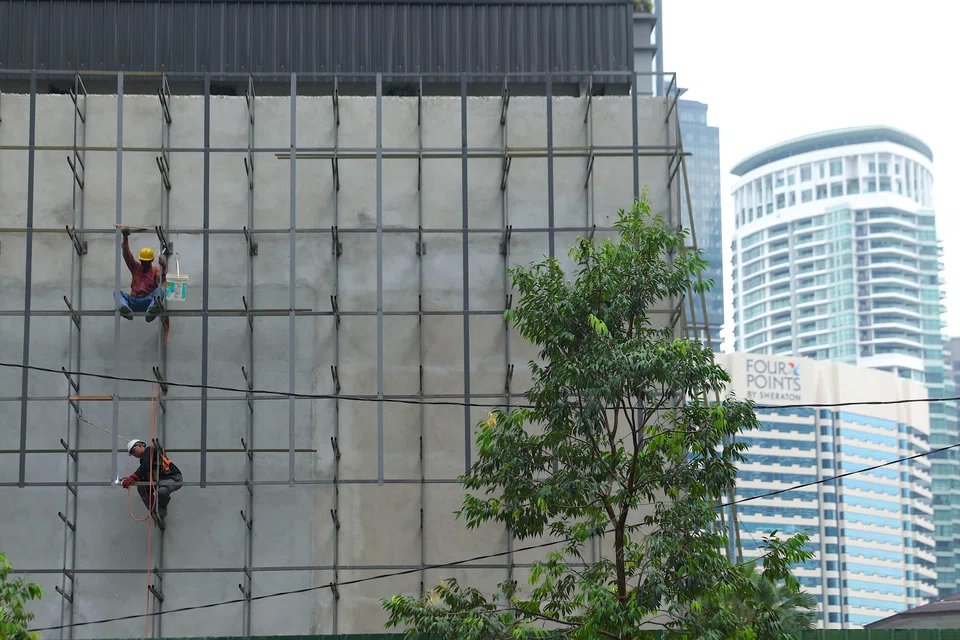 Analysts note, however, that policy changes, such as a foreign worker levy slated for 2026, may have an impact on companies' earnings. 