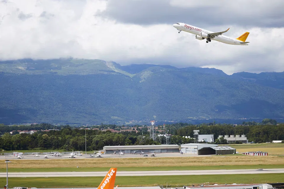 The airline expected yields – a measure of average fare paid per mile by each passenger – to be flat as customers go “back to basics”, said Pegasus Airlines.