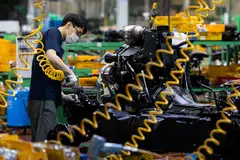 New orders in South Korea shrank for the seventh straight month in January, although the rate of decline was a little slower than a month earlier, a business survey showed on Wednesday.