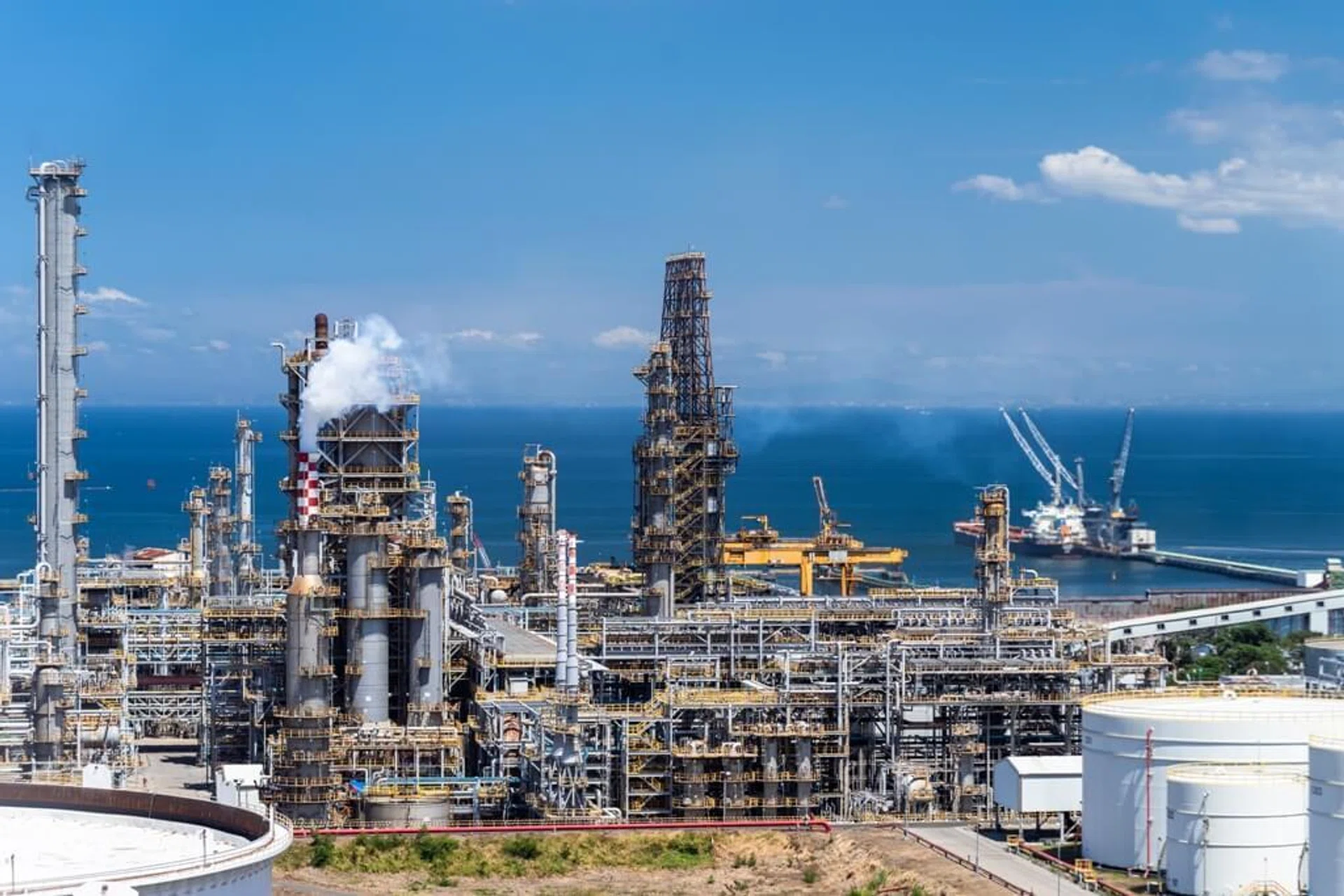 Philippine sovereign fund backs Petron with credit line of 15 billion pesos in energy security push