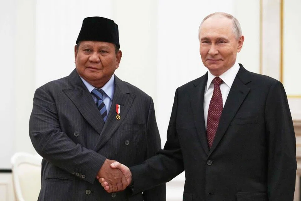 Putin, hosting Prabowo in the Kremlin, said he wanted to talk about what he called a slight decrease in the volume of Russian wheat exports to Indonesia in 2025. 