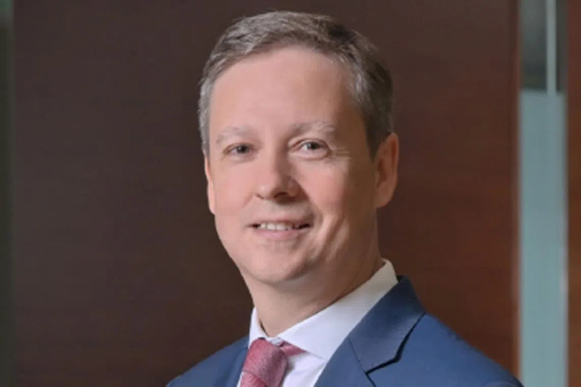 A thematic approach to investing in a slowing global economy