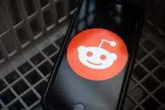 Reddit says that it and its investors are planning to sell 22 million shares for US$31 to US$34 each. 