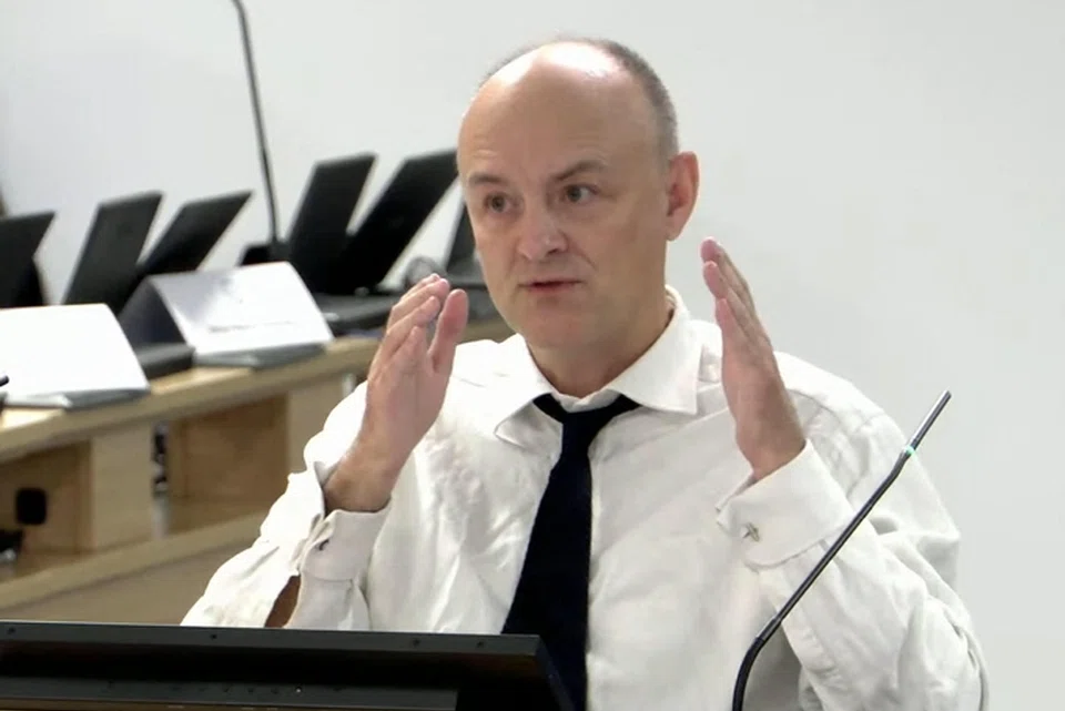 Former special advisor at 10 Downing Street, Dominic Cummings, giving evidence to the UK Covid-19 inquiry, in west London, Oct 31, 2023. 