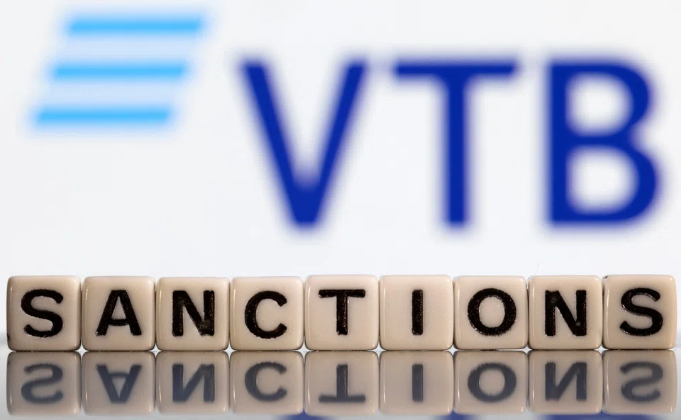 US secondary sanctions risk has left companies seeking alternative payment routes and led to a bottleneck at VTB Bank’s Shanghai branch.